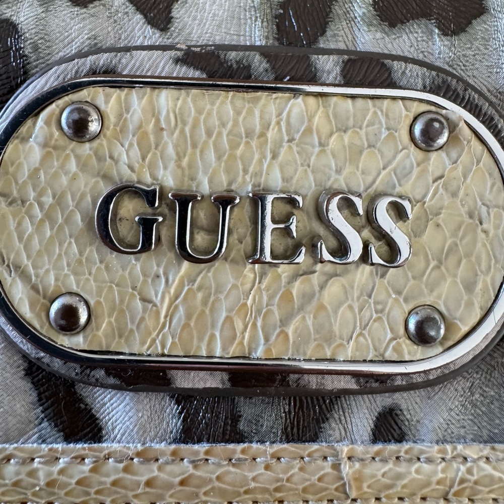 GUESS Leopard Print Wallet - Picture 3 of 10